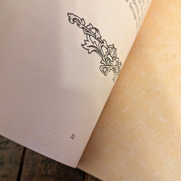 New England Little Book - Picture 5 of 7